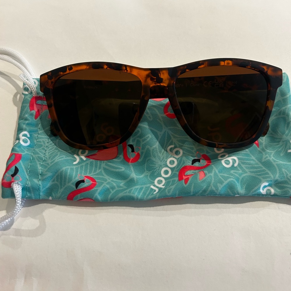 Tortoise Shell Sunglasses with Case